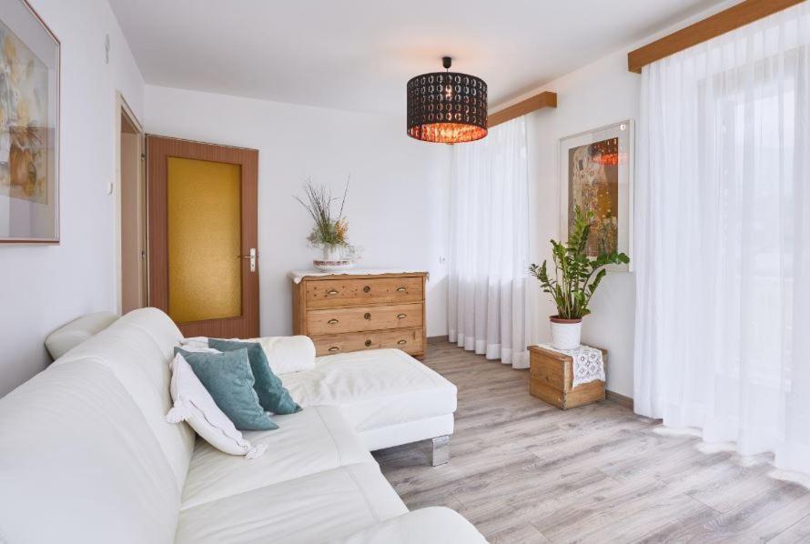 Apartmenthaus Haringer Novacella Zewnętrze zdjęcie